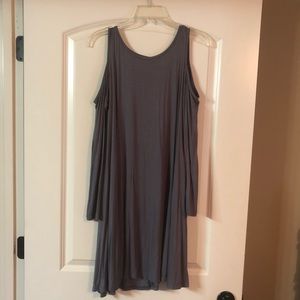 NWT Cold Shoulder Sleeved Gray Dress w POCKETS!